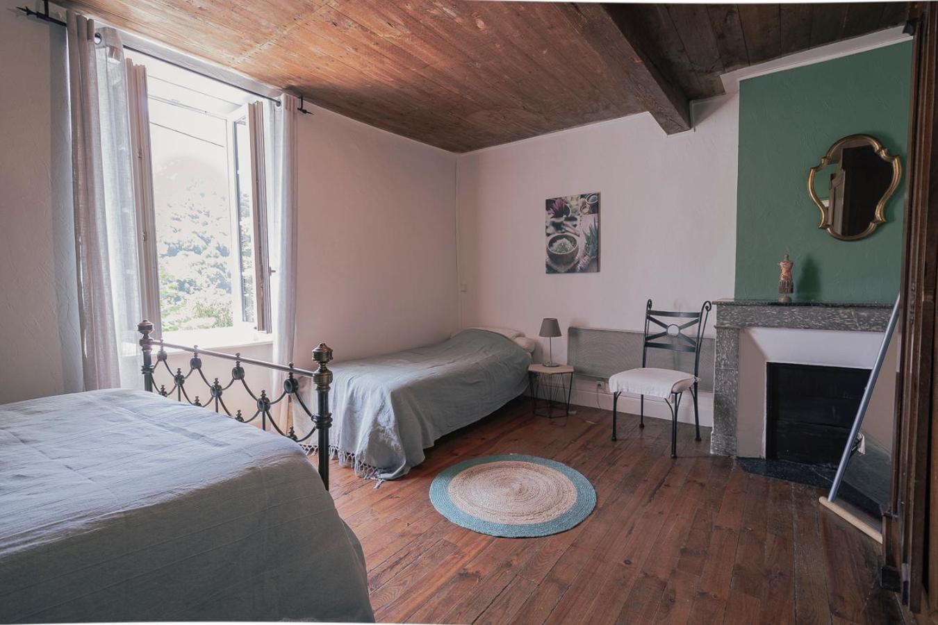 Maison De Caractère Chrys * Boutx